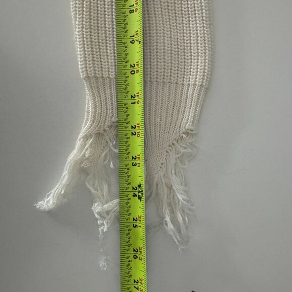 Steele Cream Montreux Sweater NWT, Size M - Picture 13 of 17